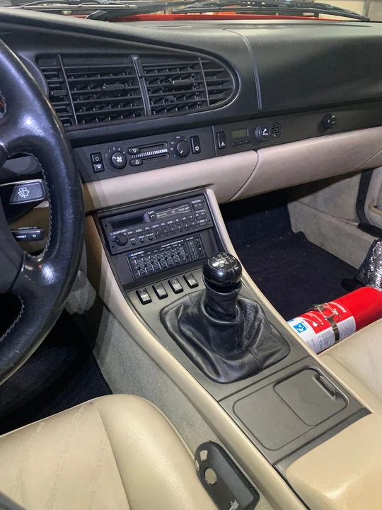 1988 Porsche 944 Turbo - Image 6 of 12