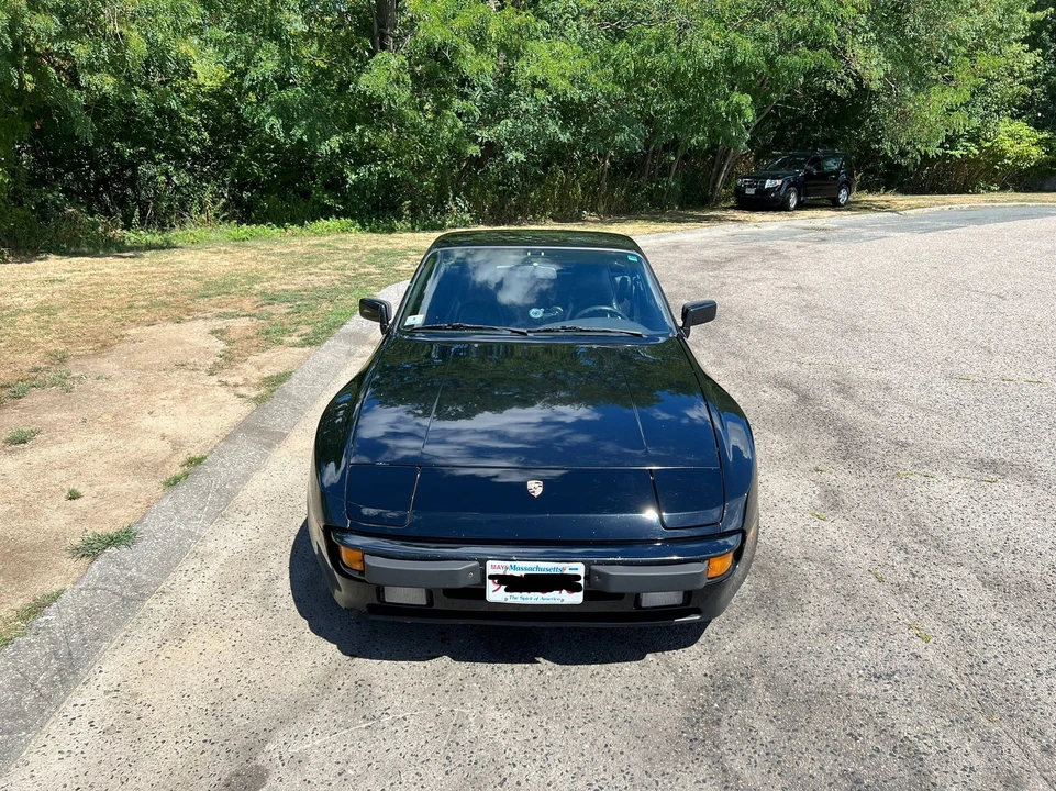 1986 Porsche 944 - Image 2 of 13