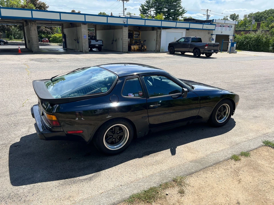 1986 Porsche 944 - Image 6 of 13