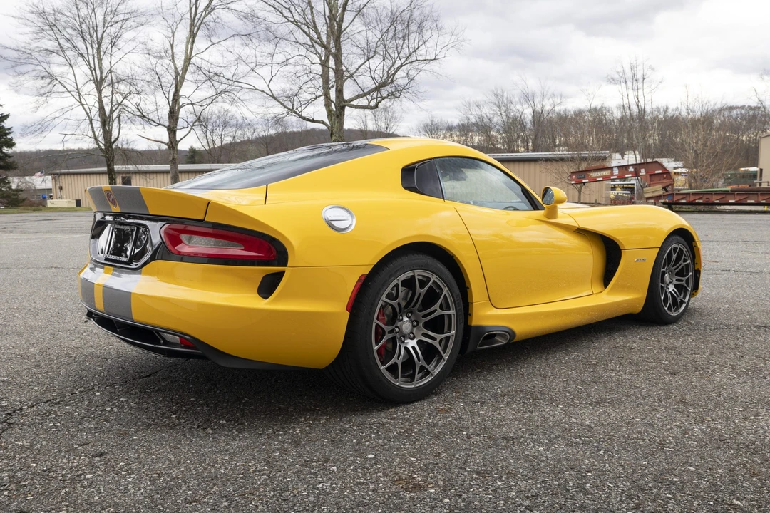 2013 Dodge Viper 5th Gen - Image 5 of 31