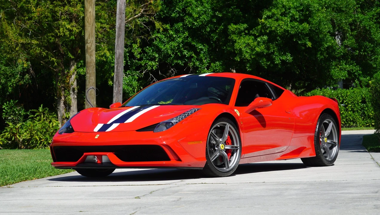2015 Ferrari 458 Speciale - Image 6 of 31