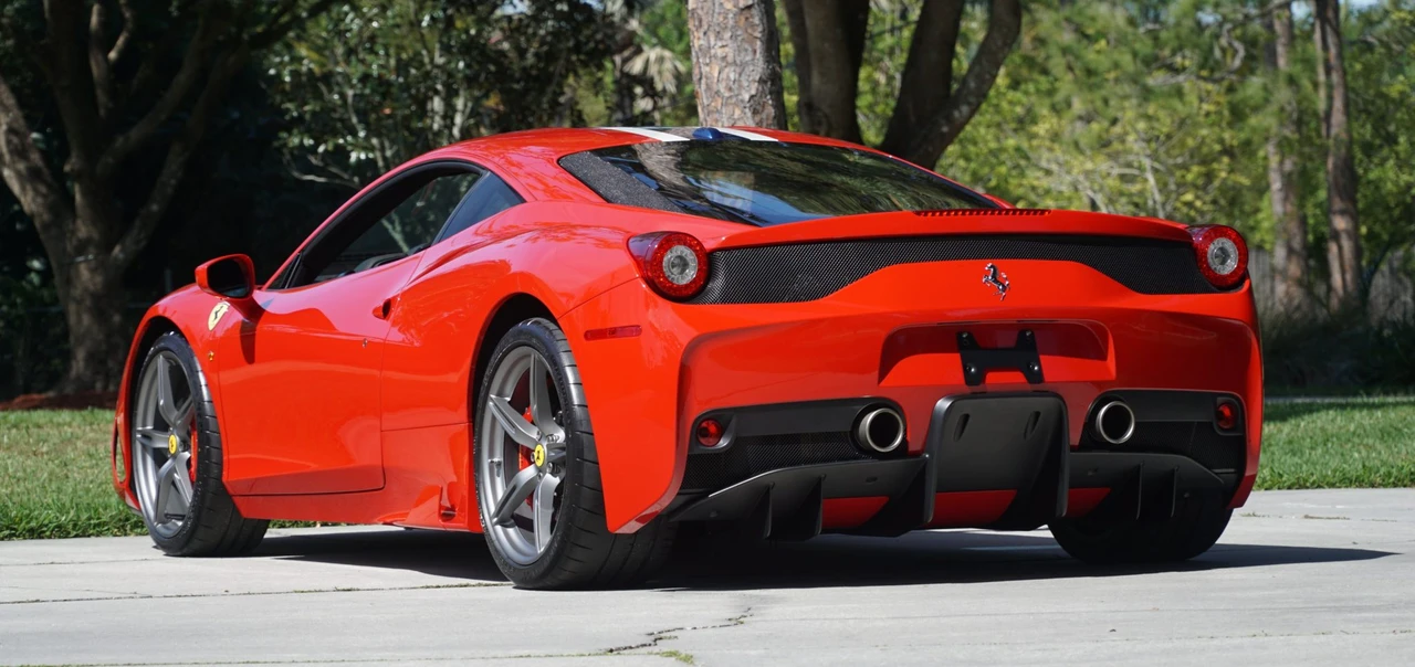 2015 Ferrari 458 Speciale - Image 30 of 31
