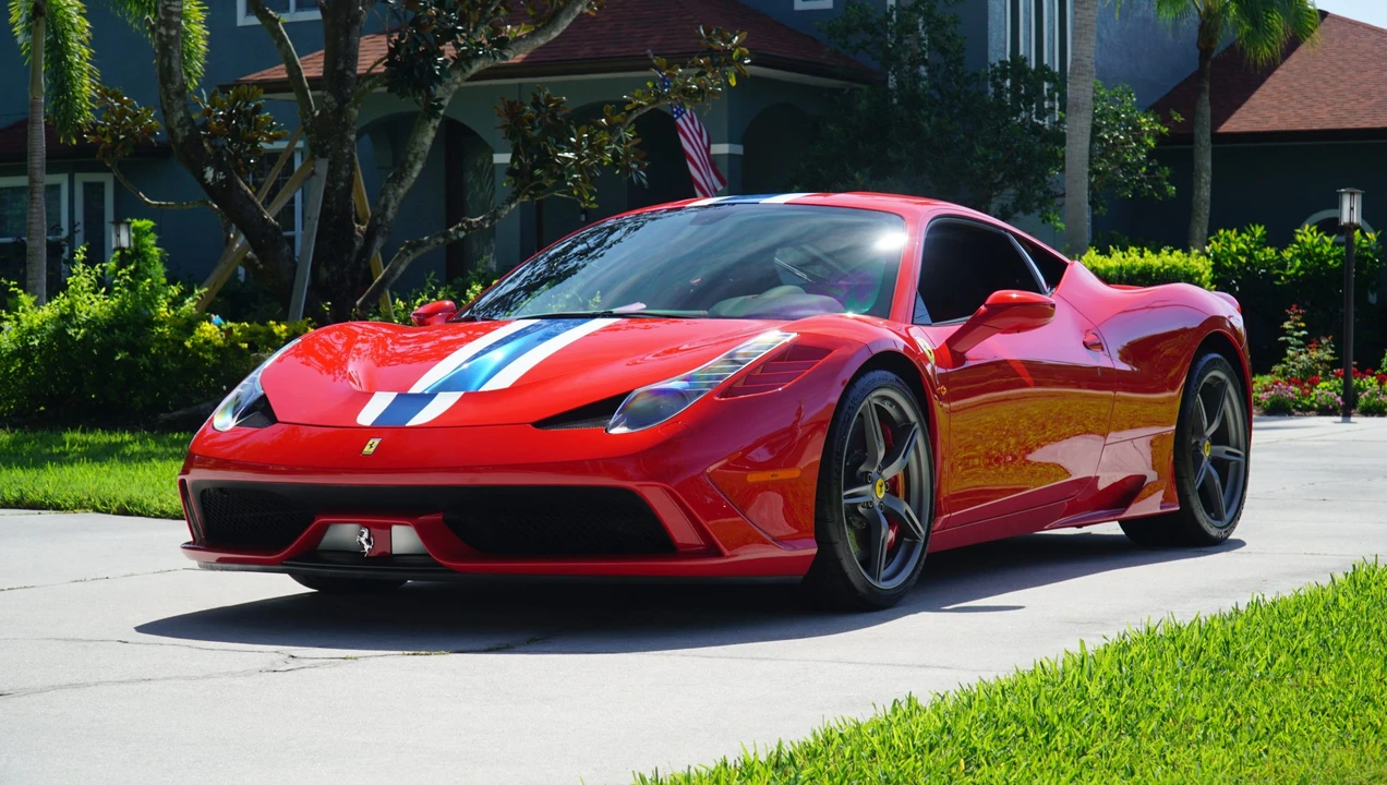 2015 Ferrari 458 Speciale - Image 8 of 31