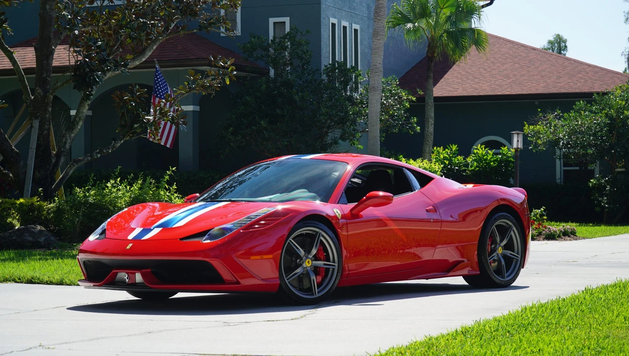 2015 Ferrari 458 Speciale - Image 4 of 31