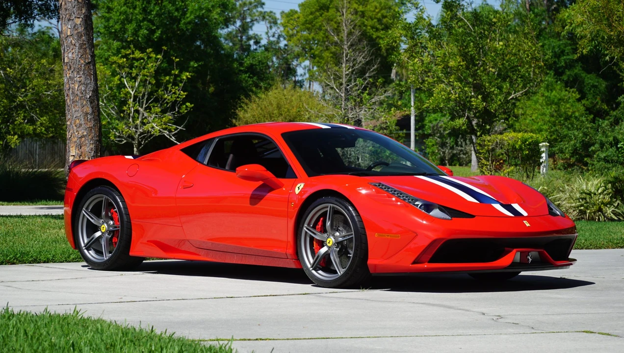 2015 Ferrari 458 Speciale - Image 18 of 31