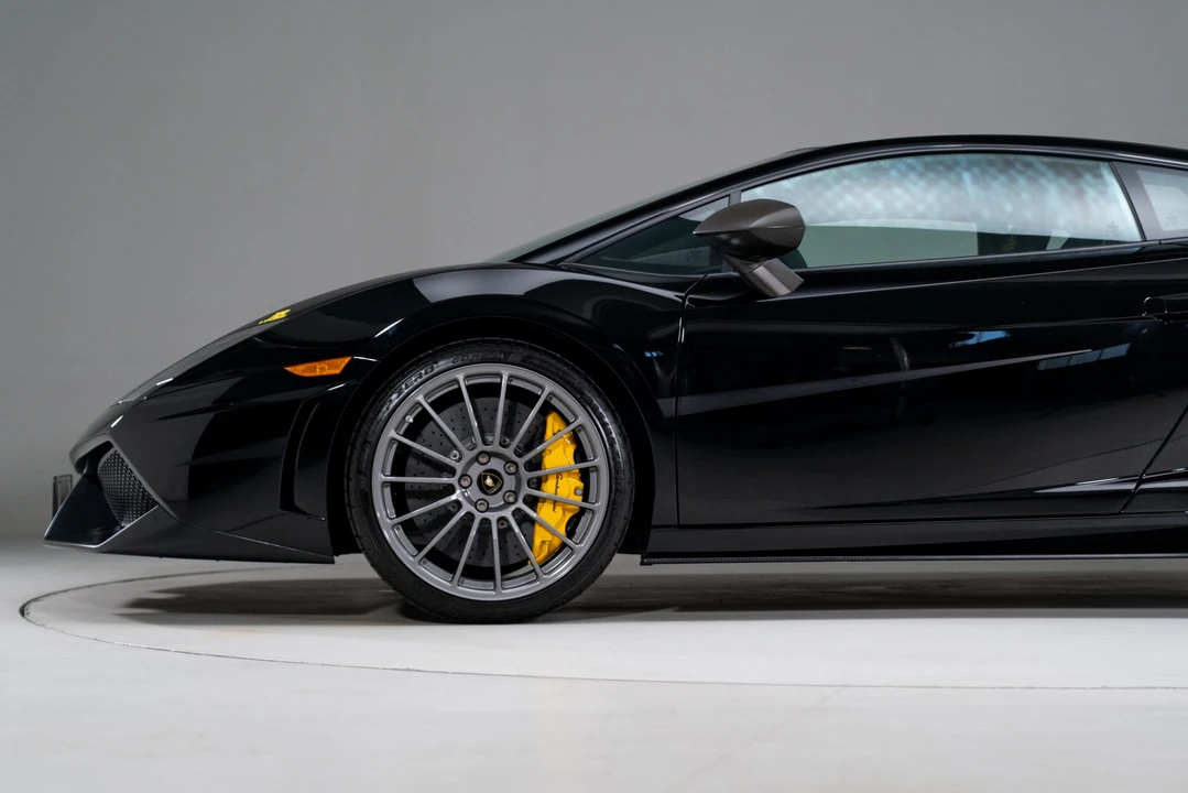 2012 Lamborghini Gallardo LP570-4 Super Trofeo Stradale - Image 28 of 31