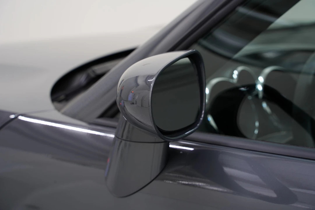 2009 Pontiac Solstice GXP - Image 26 of 31
