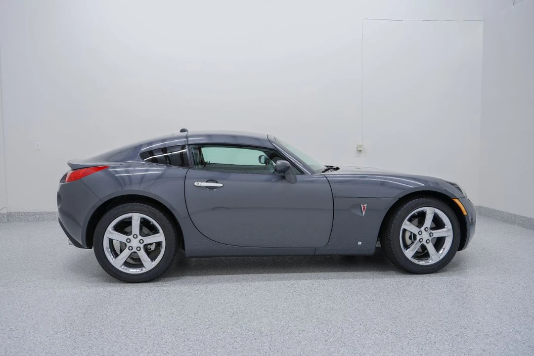 2009 Pontiac Solstice GXP - Image 10 of 31