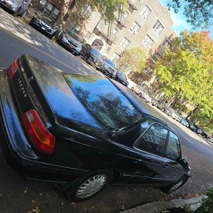 1995 Acura Legend 2nd Gen - Image 8 of 9