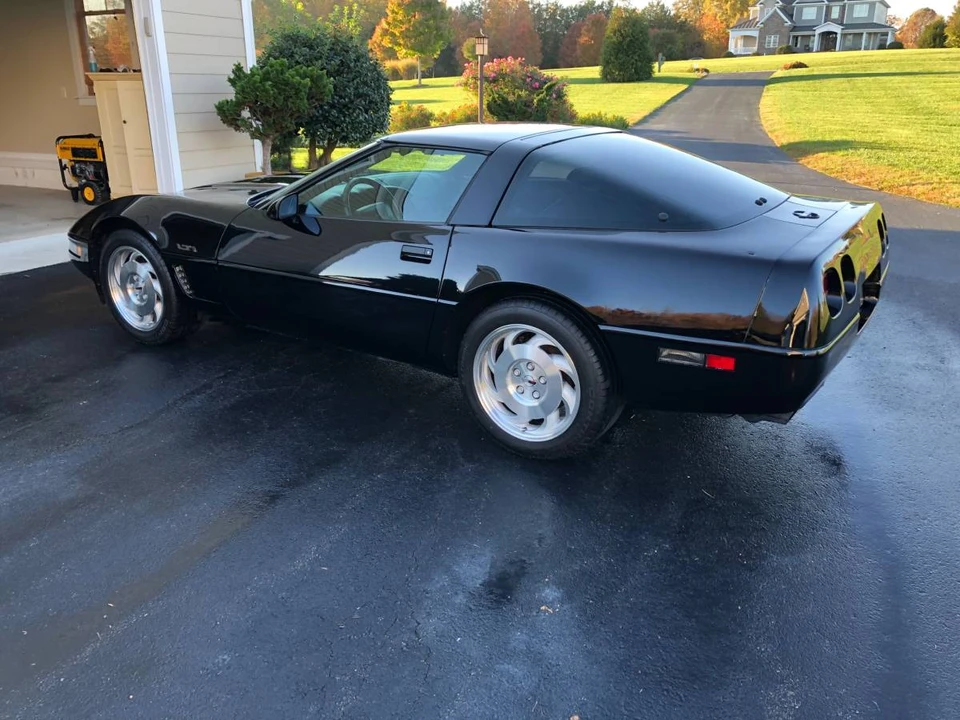 1995 Chevrolet Corvette C4 - Image 3 of 12