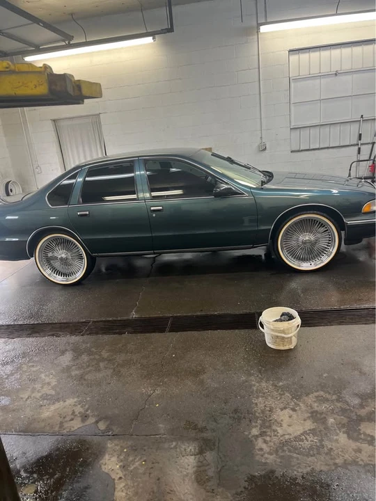 1995 Chevrolet Caprice - Image 2 of 2
