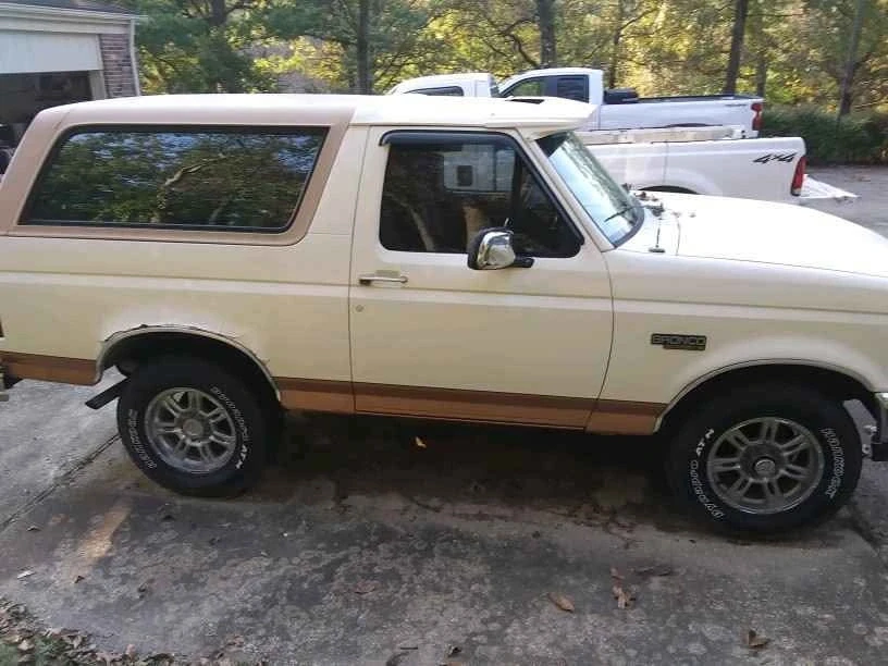 1995 Ford Bronco 5th Gen - Image 2 of 7