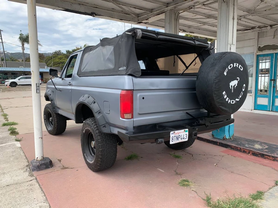 1995 Ford Bronco 5th Gen - Image 3 of 18