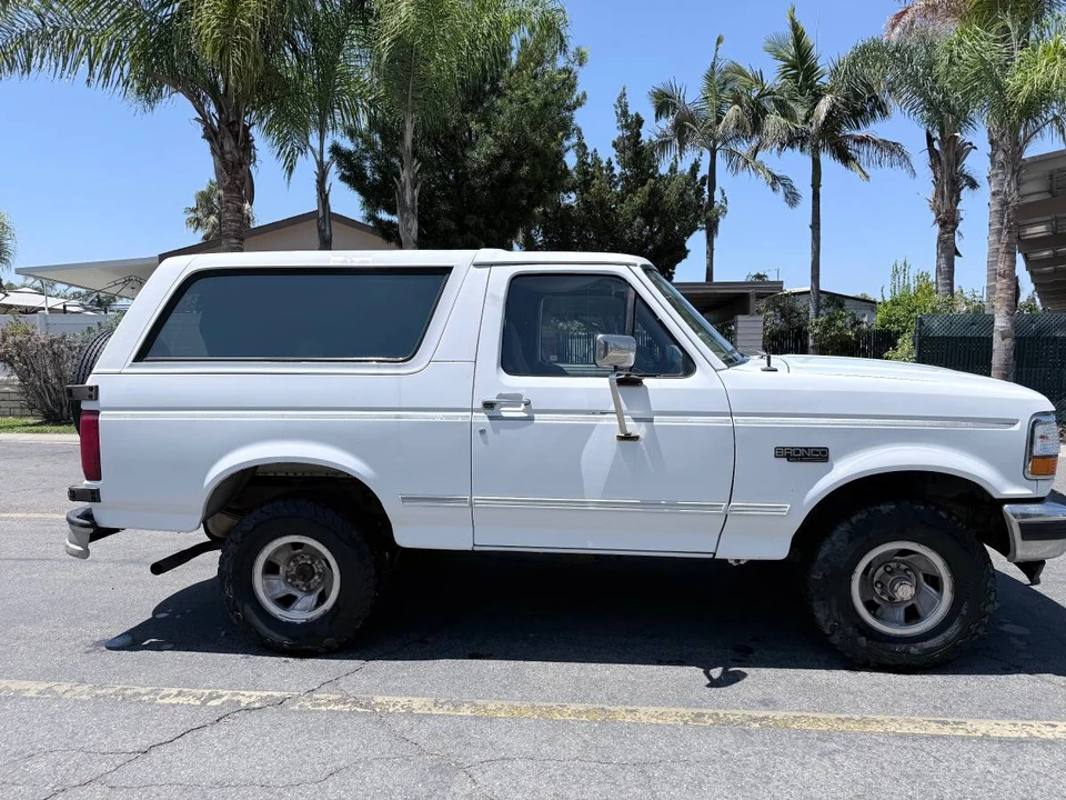 1995 Ford Bronco 5th Gen - Image 3 of 8