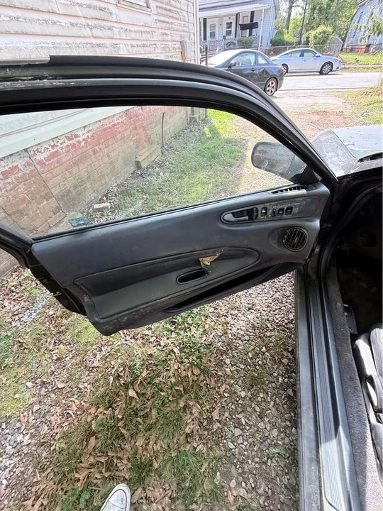 1995 Honda Prelude 4th Gen - Image 4 of 9