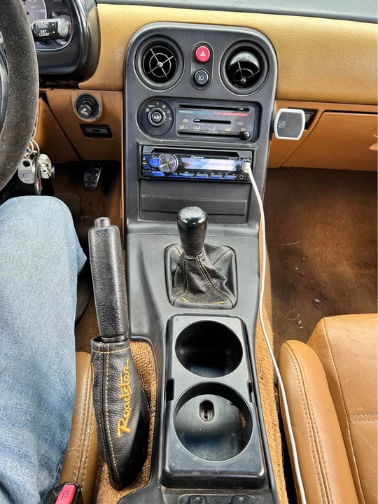 1995 Mazda NA MX-5 Miata - Image 6 of 8