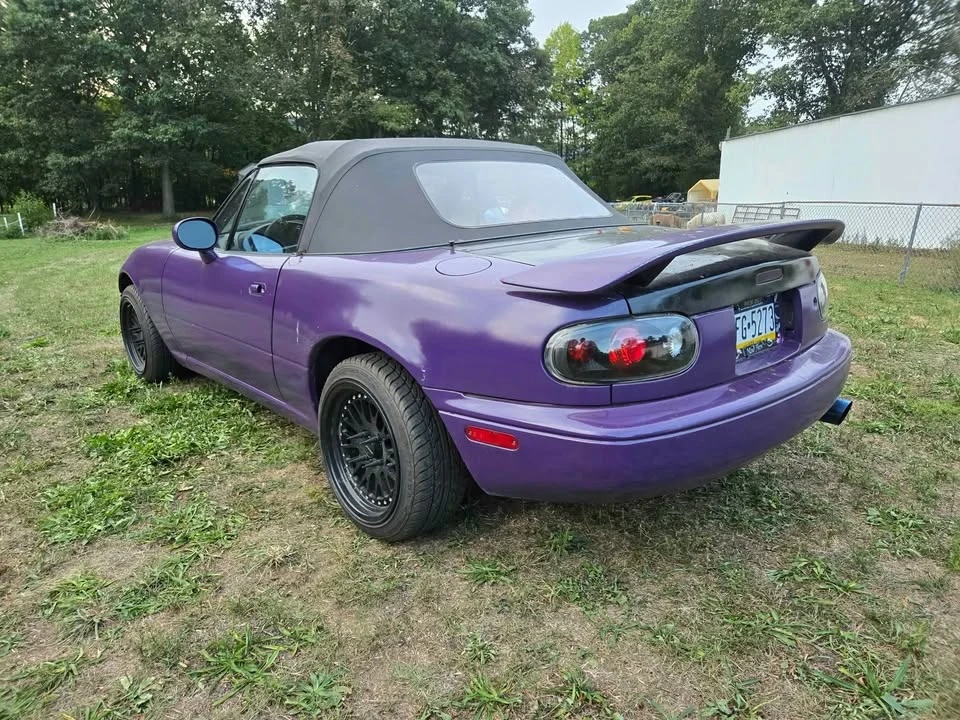 1995 Mazda NA MX-5 Miata - Image 6 of 10
