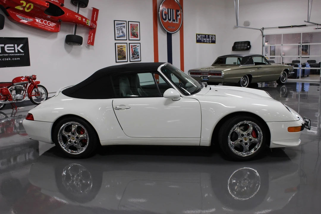 1995 Porsche 993 Carrera - Image 2 of 28