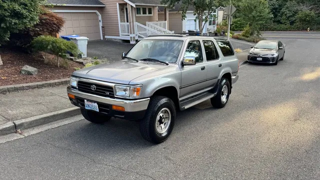 1995 Toyota 4Runner SR5
