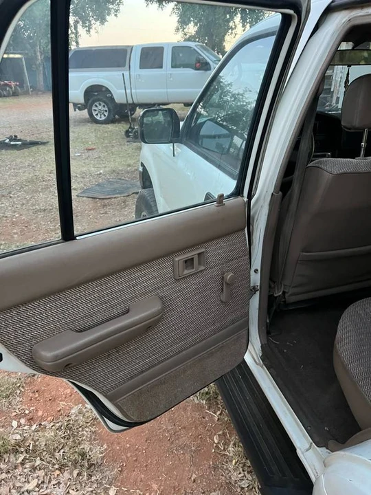 1995 Toyota 4Runner 2nd Gen - Image 8 of 10
