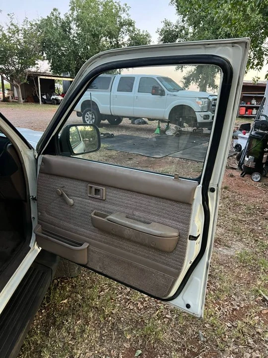 1995 Toyota 4Runner 2nd Gen - Image 3 of 10