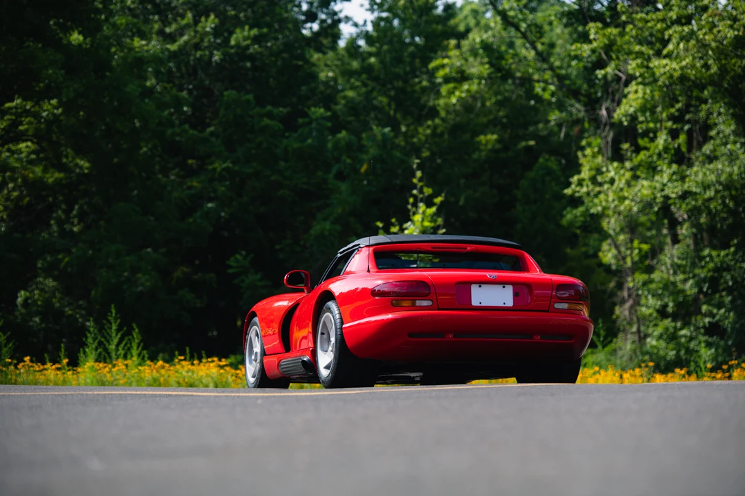 1992 Dodge Viper 1st Gen - Image 26 of 31