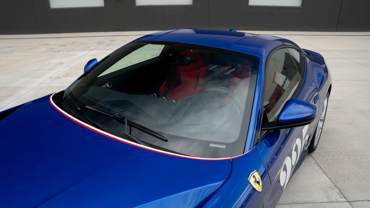 2017 Ferrari F12berlinetta - Image 13 of 31
