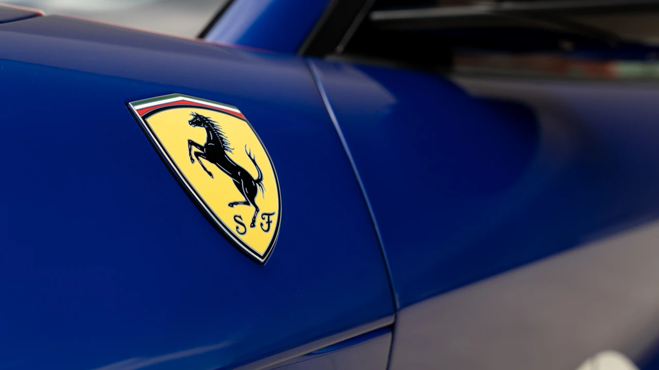 2017 Ferrari F12berlinetta - Image 24 of 31
