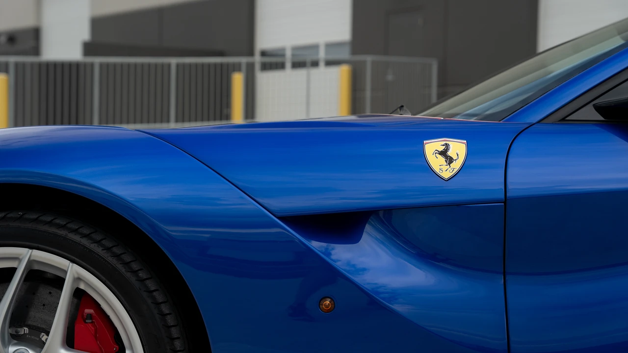 2017 Ferrari F12berlinetta - Image 23 of 31