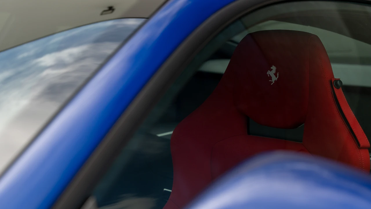 2017 Ferrari F12berlinetta - Image 25 of 31