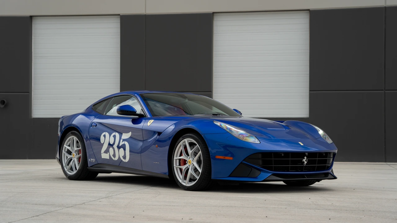 2017 Ferrari F12berlinetta - Image 9 of 31