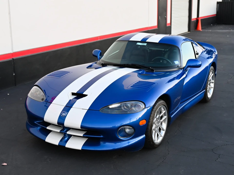 1996 Dodge Viper GTS 2nd Gen - Image 15 of 31
