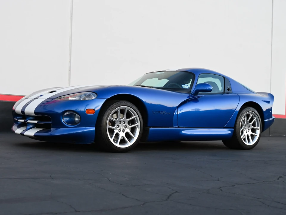 1996 Dodge Viper GTS 2nd Gen - Image 2 of 31