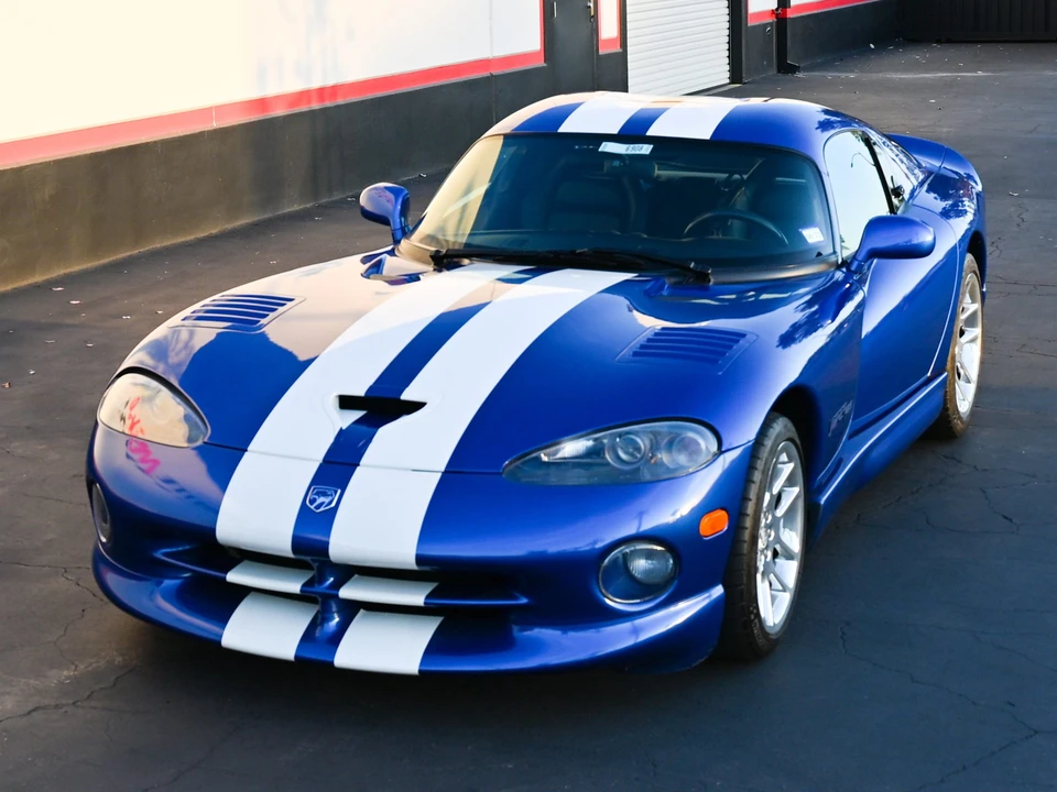1996 Dodge Viper GTS 2nd Gen - Image 11 of 31