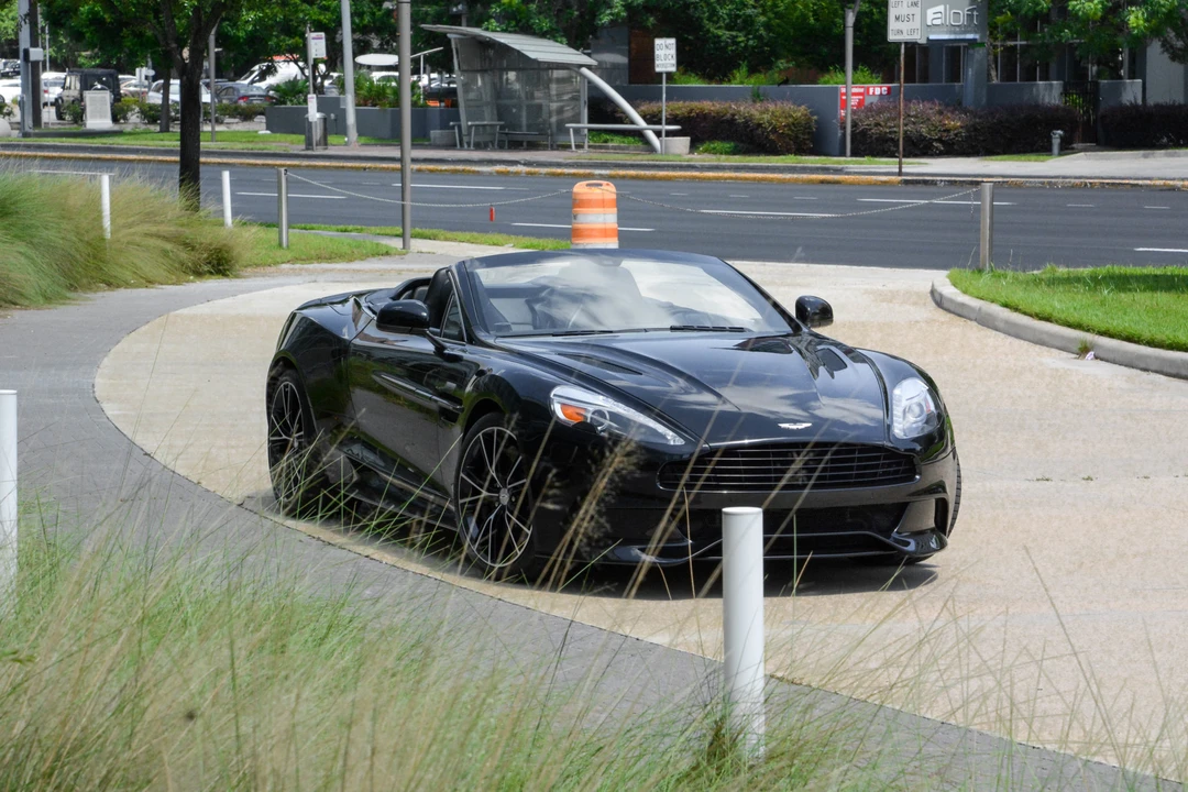 2014 Aston Martin Vanquish 2nd Gen - Image 5 of 31