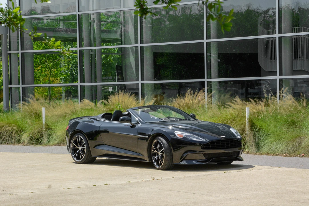2014 Aston Martin Vanquish 2nd Gen - Image 8 of 31