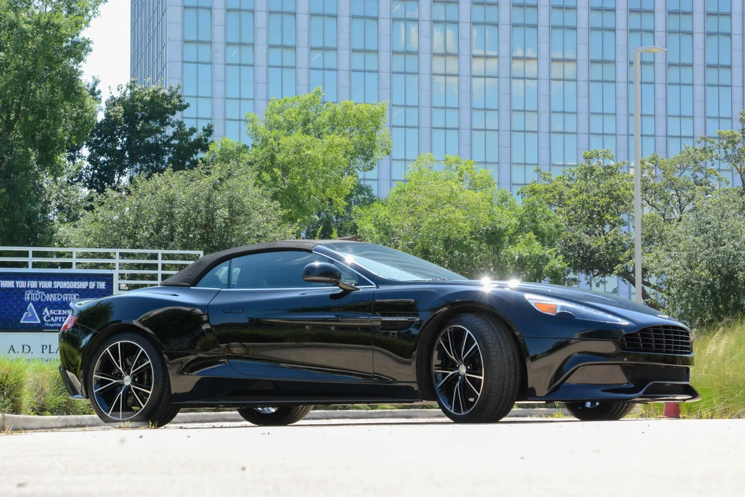 2014 Aston Martin Vanquish 2nd Gen - Image 12 of 31