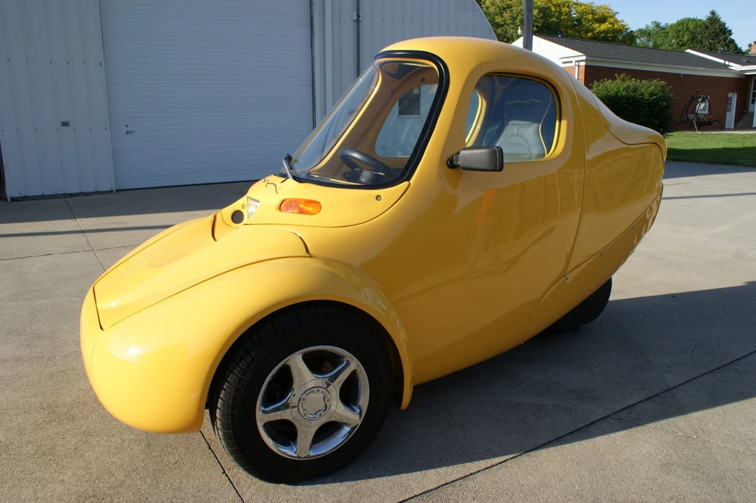 2002 Corbin - Image 7 of 31