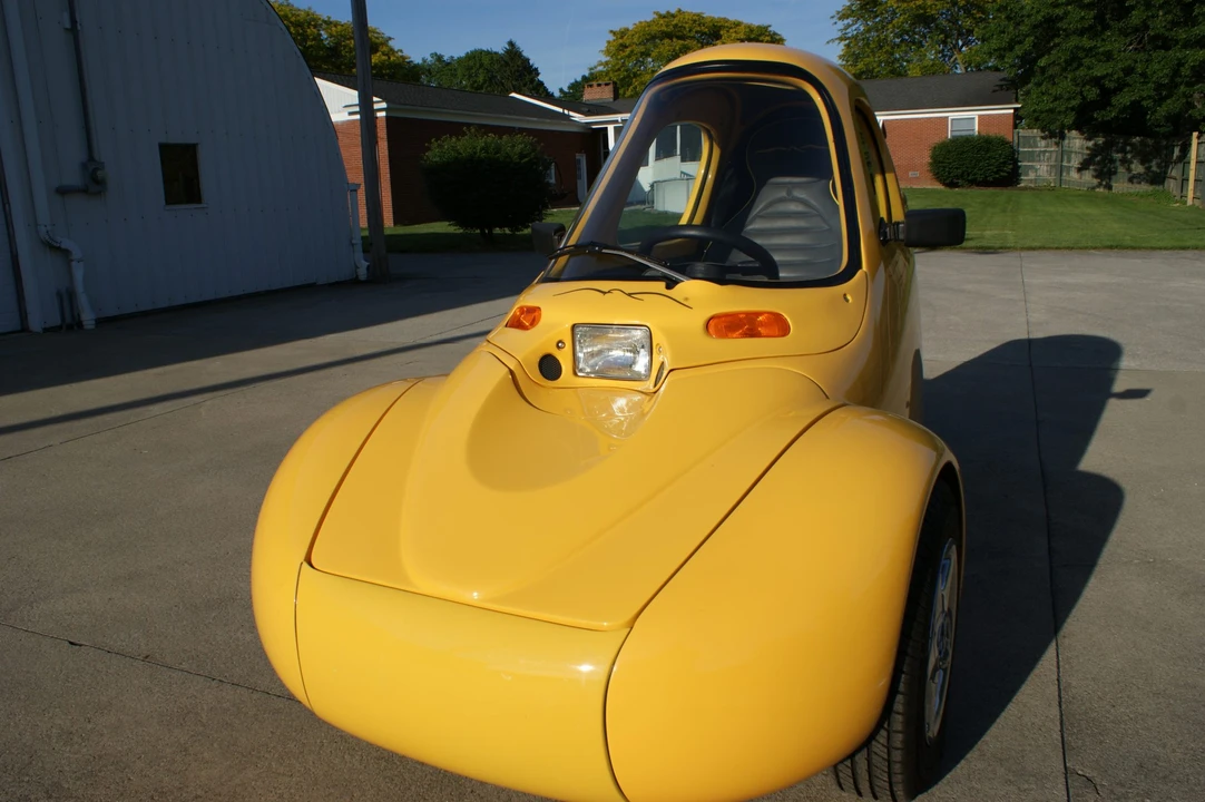 2002 Corbin - Image 8 of 31