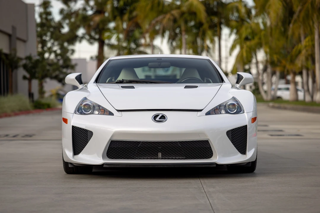 2012 Lexus LFA - Image 18 of 31