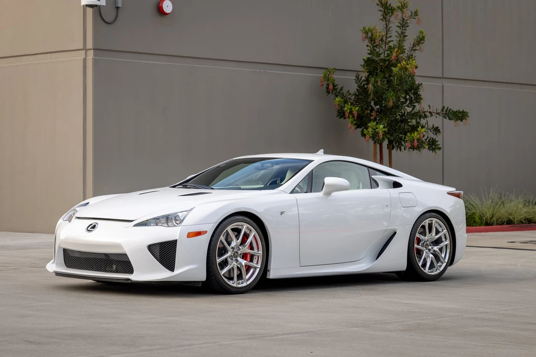 2012 Lexus LFA - Image 4 of 31