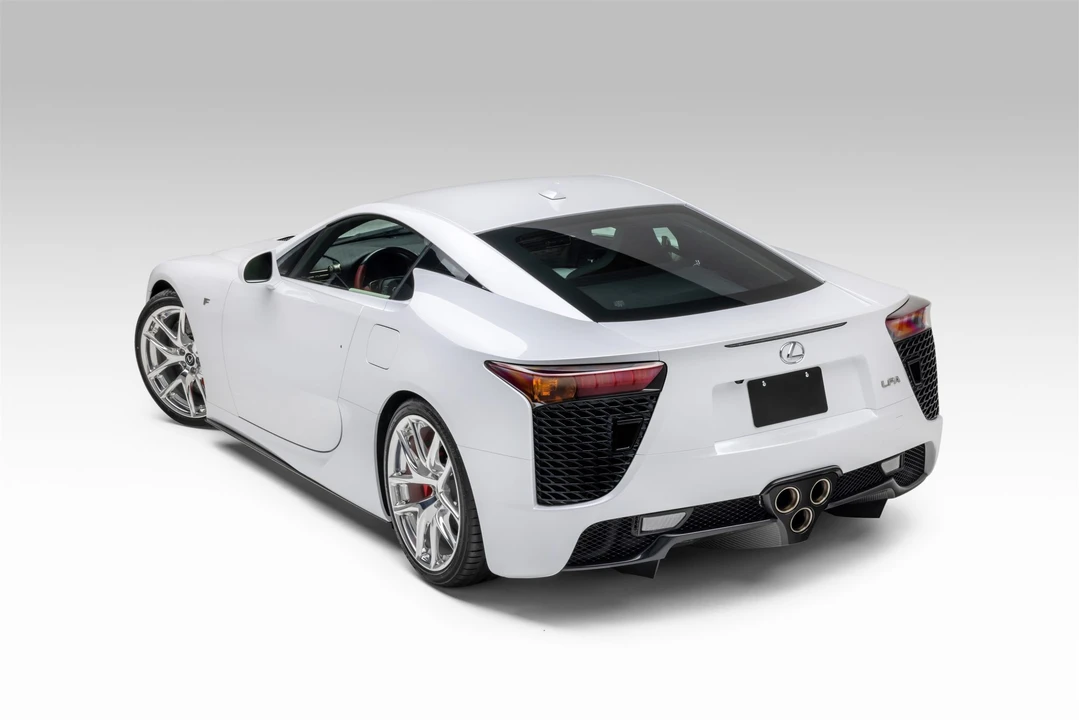 2012 Lexus LFA - Image 26 of 31