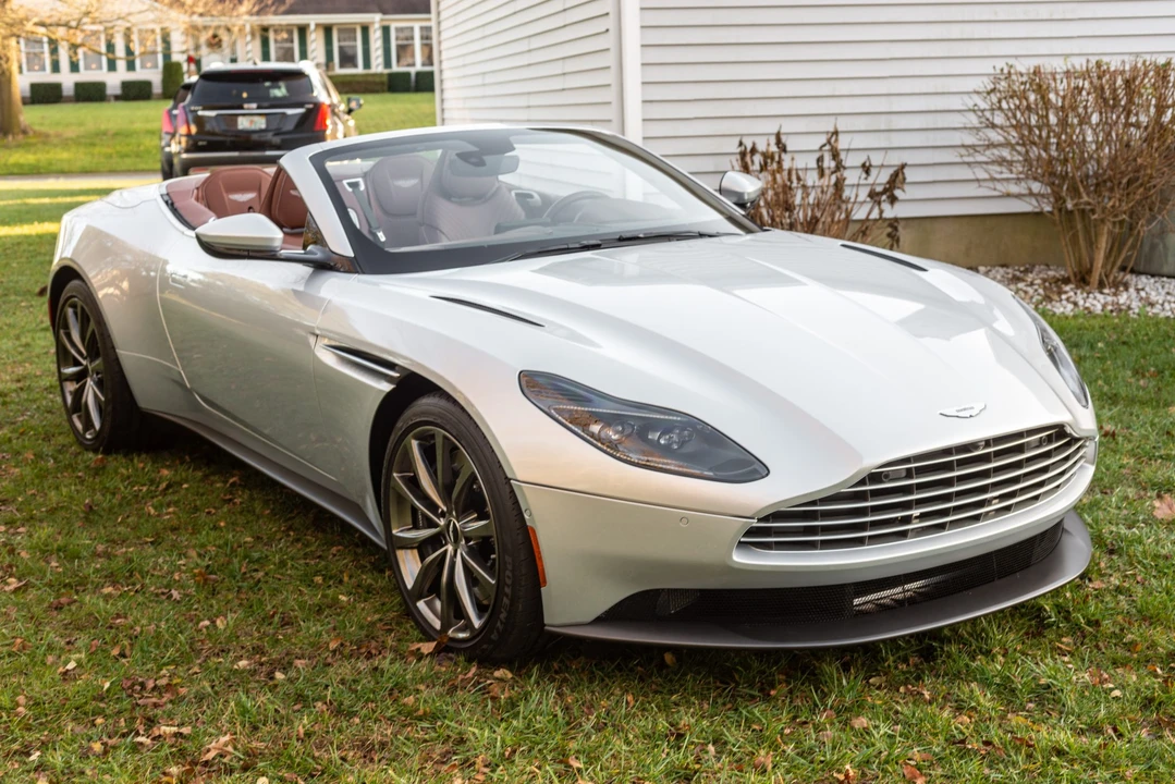 2020 Aston Martin DB11 Volante - Image 16 of 31