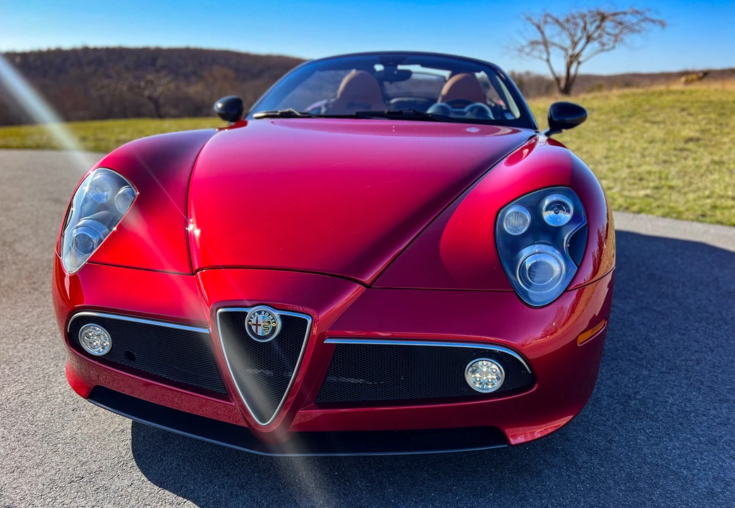 2009 Alfa Romeo 8C Competizione - Image 2 of 31