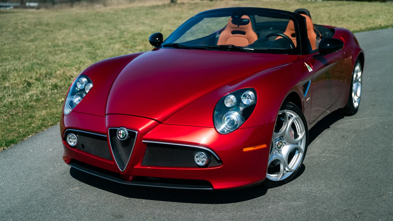 2009 Alfa Romeo 8C Competizione - Image 4 of 31