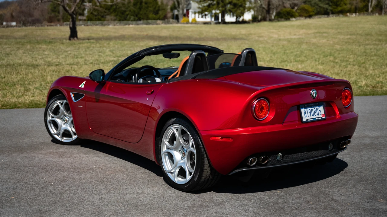 2009 Alfa Romeo 8C Competizione - Image 20 of 31