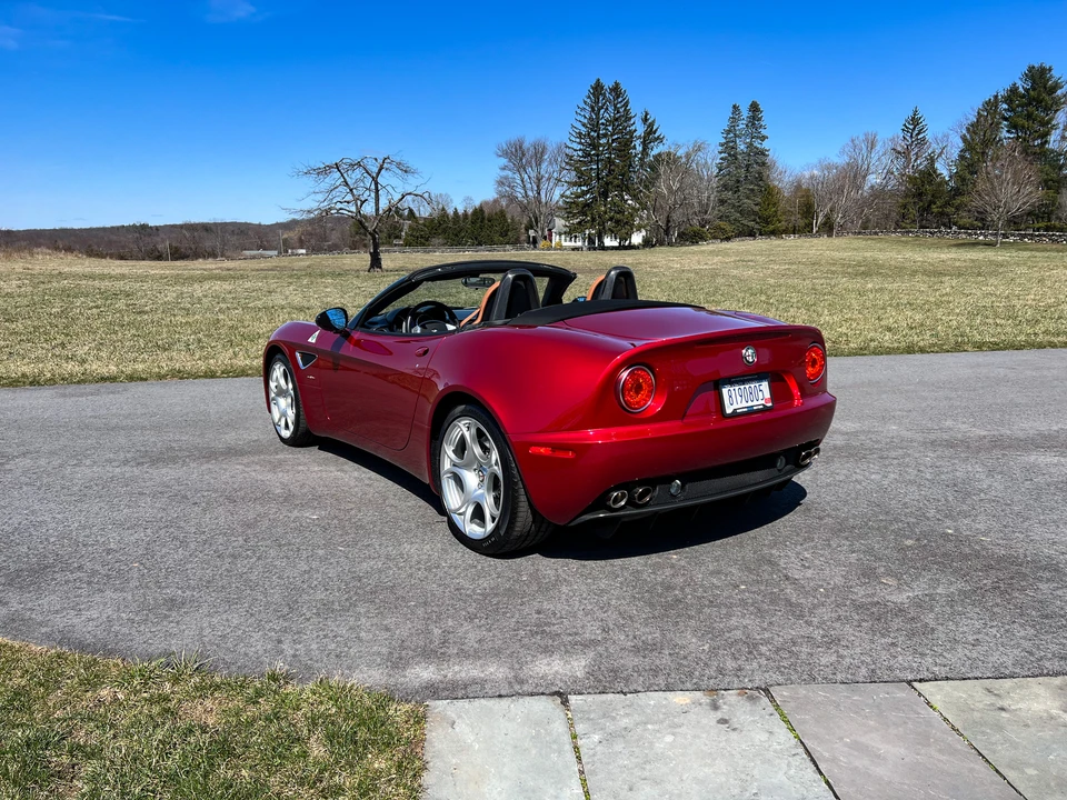 2009 Alfa Romeo 8C Competizione - Image 17 of 31