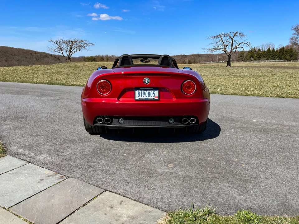 2009 Alfa Romeo 8C Competizione - Image 24 of 31