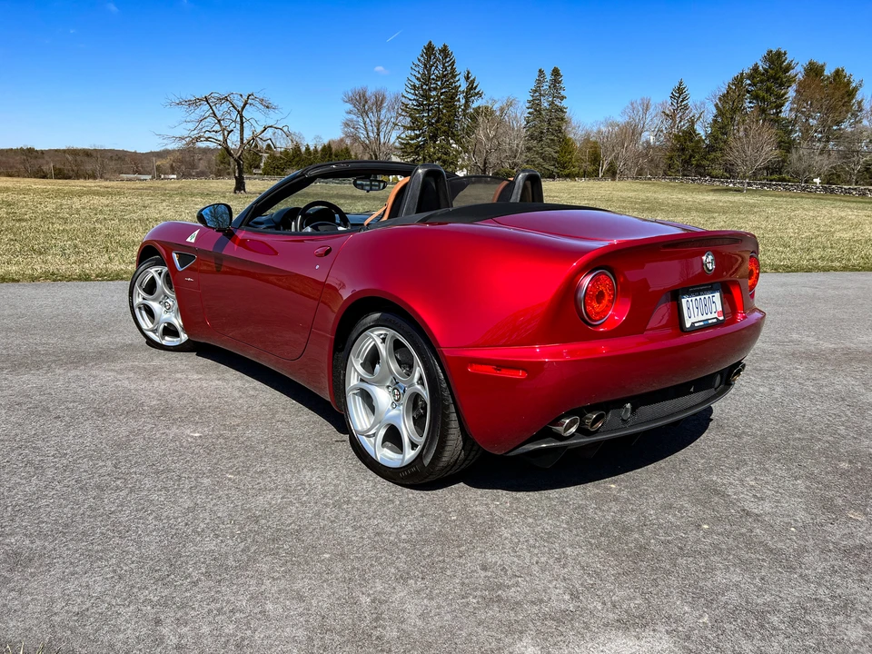 2009 Alfa Romeo 8C Competizione - Image 23 of 31