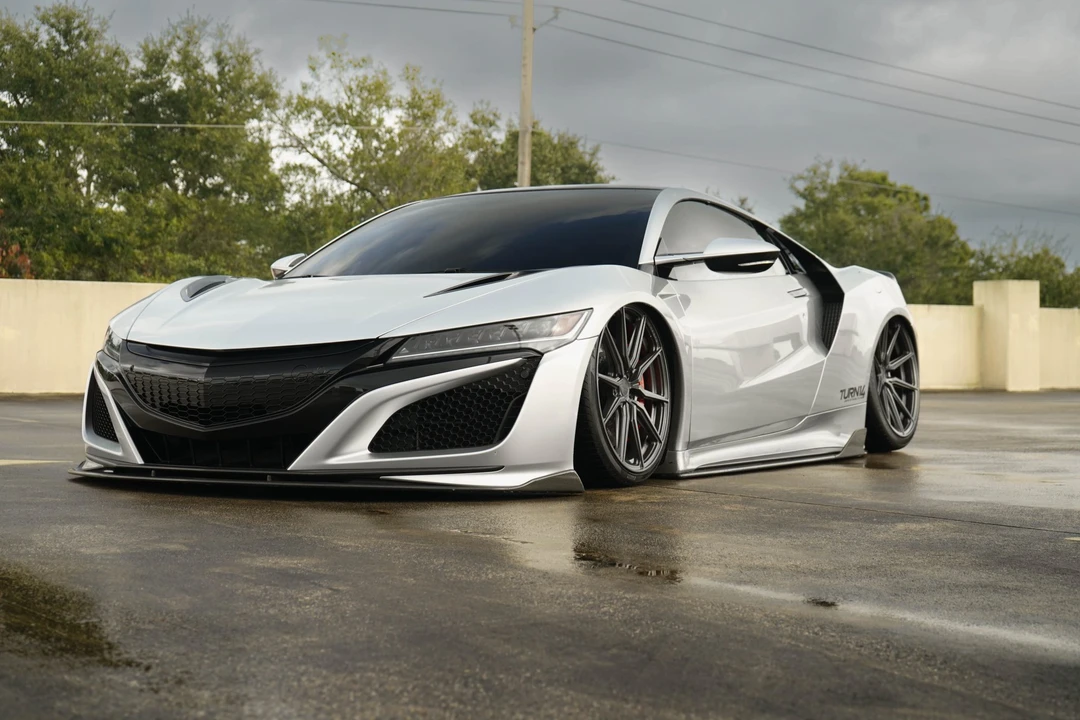 2017 Acura NC1 NSX - Image 2 of 31